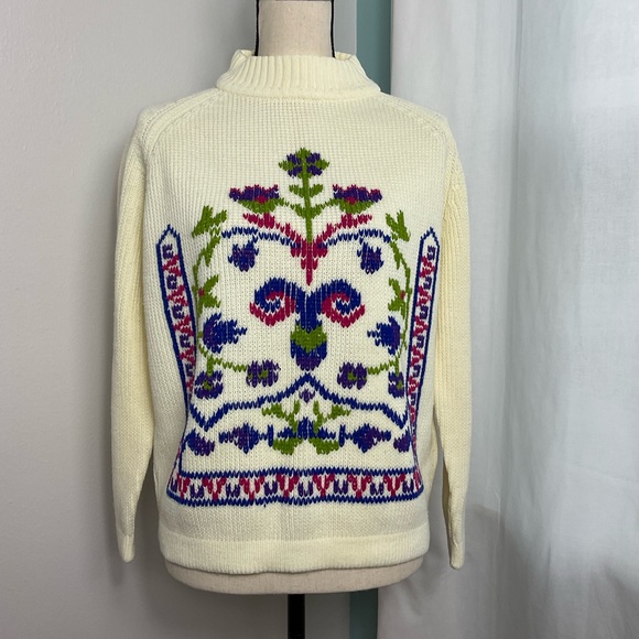 None Sweaters - Vintage Mock-neck Floral Pullover Sweater